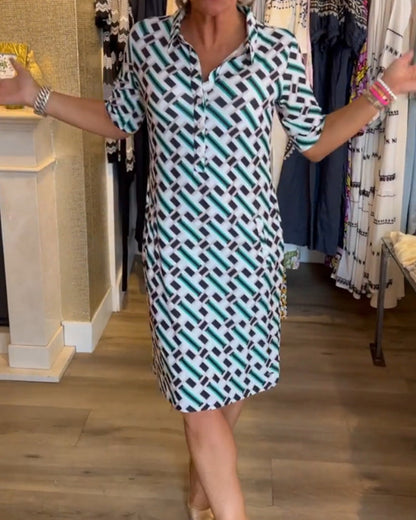 NOÉMIE™ | Robe géométrique à col en V