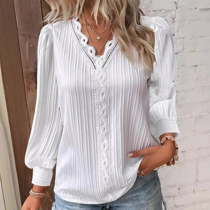 LUCI™ | Blouse en mousseline avec détails en dentelle