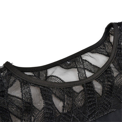 CÉLESTE™ | Robe midi oversize avec détails en dentelle